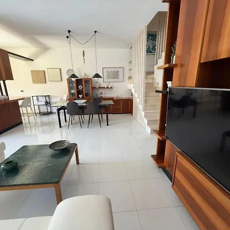 Apartment Claudioseahouse, Otranto